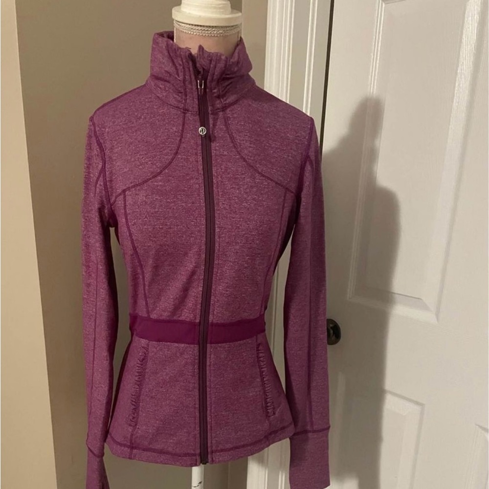 Lulu zip up